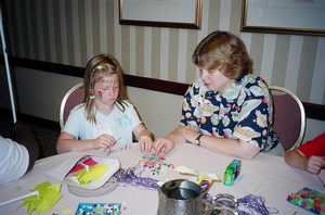 Making_Star_Necklace_at_Braille_Carnival